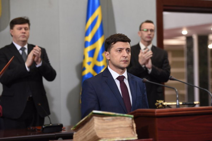 Зеленський ініціював створення програм для підтримки бізнесу через коронавірус Зеленський ініціював створення програм для підтримки бізнесу через коронавірус