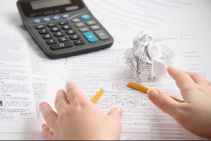 Як платникові податку на прибуток виправити помилки у фінансовій звітності