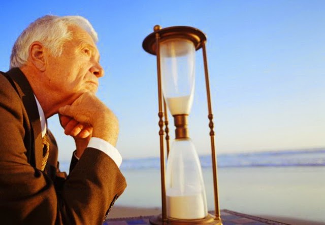 Підприємець почав отримувати пенсію за віком: з якого періоду не сплачувати ЄСВ?