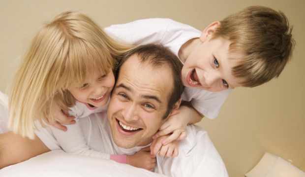 Декретна відпустка для батька чи родичів, якщо мама-підприємець: законопроект