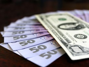 Пенсійний збір за купівлю валюти для погашення кредитів не справляється