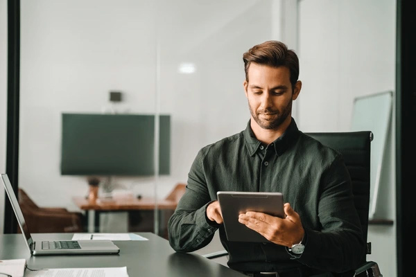 Оподаткування резидентів Дія Сіті у 2026 році: три практичні ситуації, точка зору ДПСУ та коментар редакції