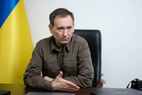 Підприємці скаржаться на відтік працівників через дозвіл молоді на виїзд за кордон