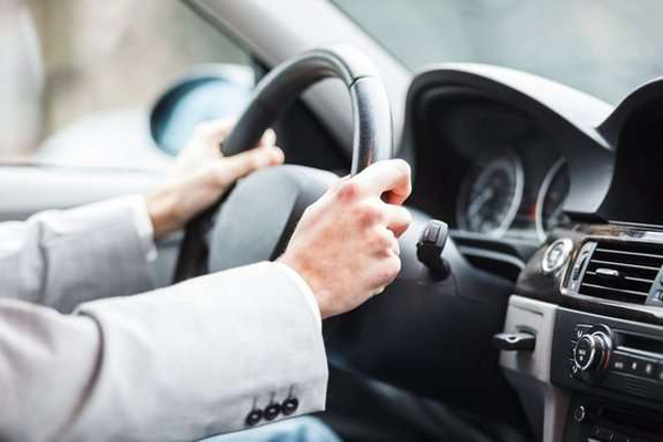 Cтрахування роботодавцем водіїв від нещасних випадків: чи оподатковувати ПДФО?