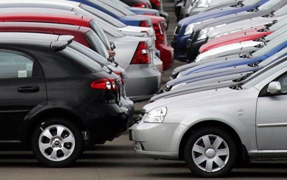 За новими правилами розмитнено вже 1000 авто з «єврономерами»: статистика від ДФС