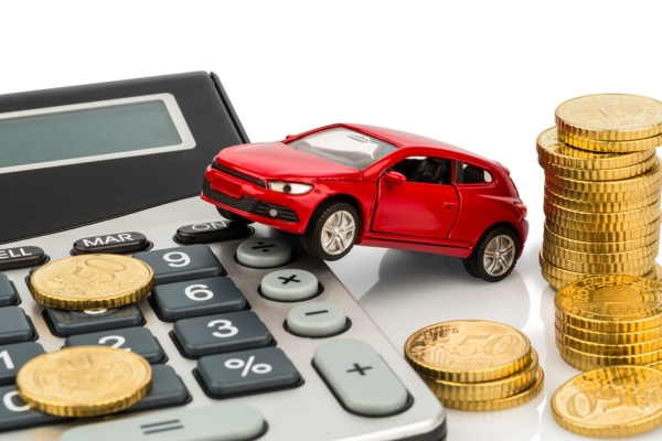 Придбання легкового авто у фізособи: правила визначення податкового агента