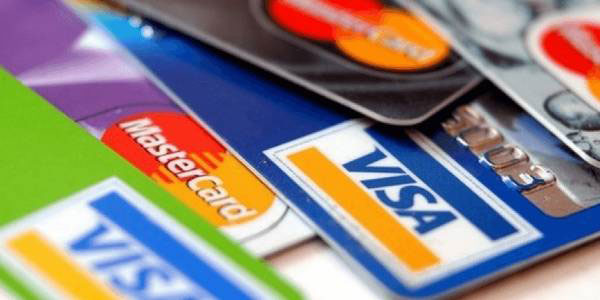 Держателі платіжних карток зможуть отримувати готівку з кас магазинів
