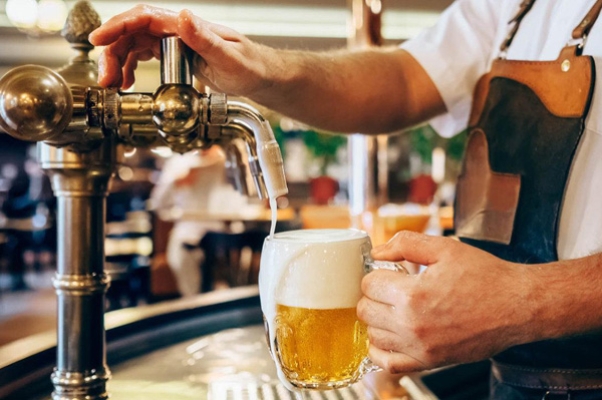 СГ має ліцензію на право роздрібної торгівлі пивом: чи можна торгувати іншим видом алкоголю?