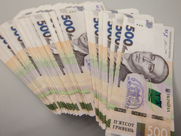 Чи може СГ видавати готівку фізособі у сумі понад 50 тис. грн?
