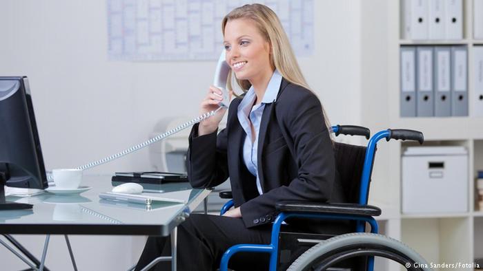 Скорочення на роботі: трудові гарантії для осіб із інвалідністю