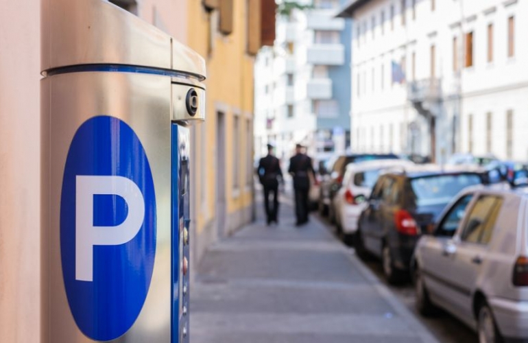 Як оформлюється приймання готівки при оплаті за паркування авто?