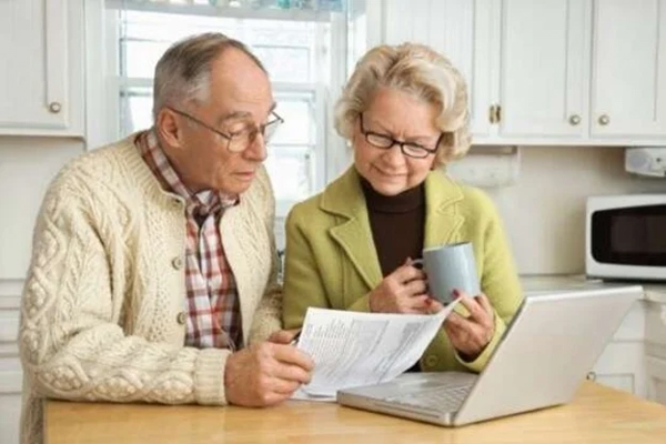 Виплата пенсій пенсіонерам-ВПО, які не пройшли ідентифікацію, відновлюється після її проходження