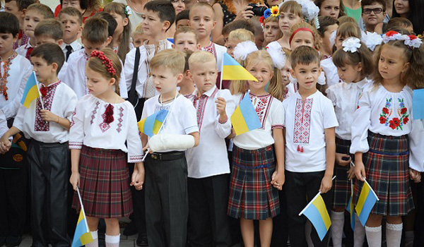 В Україні через пандемію змінилися умови зарахування до перших класів