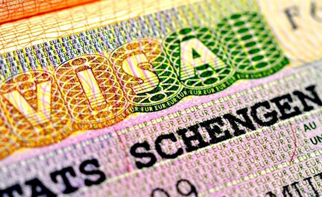 Рада ЄС схвалила цифрові шенгенські візи