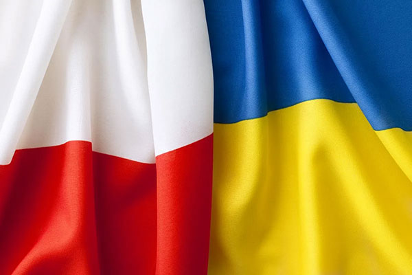 У Польщі можуть вирішити проблему помилкової ануляції статусу UKR