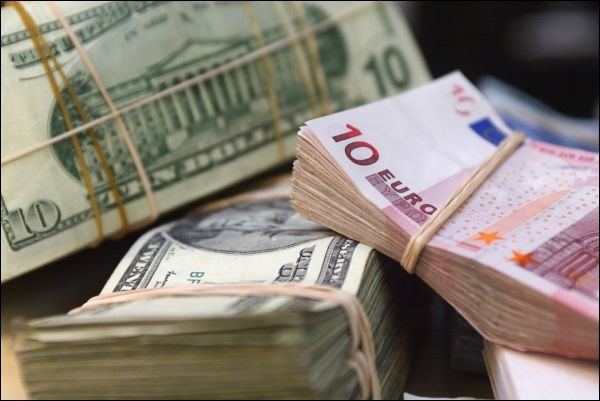 Нацбанк спростив касові операції банків з готівковою валютою