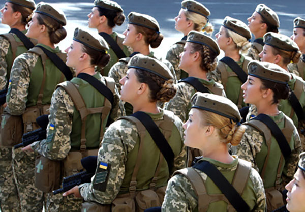 Військовий облік жінок може стати добровільним: законопроєкт від Міноборони