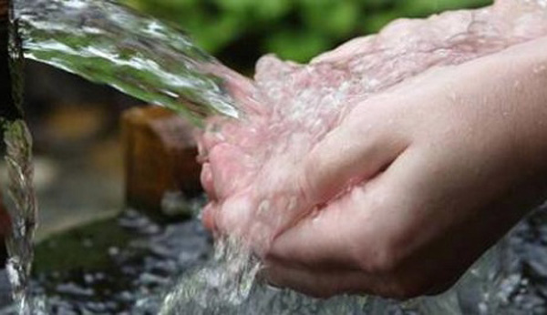 Хто є платниками рентної плати за спецвикористання води?