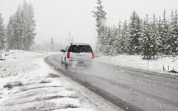 Кабмін посилить заходи безпеки на дорогах у зимовий період