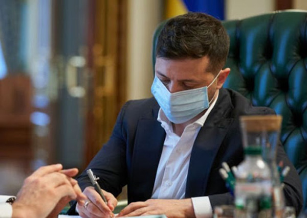 Президент підписав закон щодо забезпечення доступу українських громадян до якісних вакцин проти COVID-19