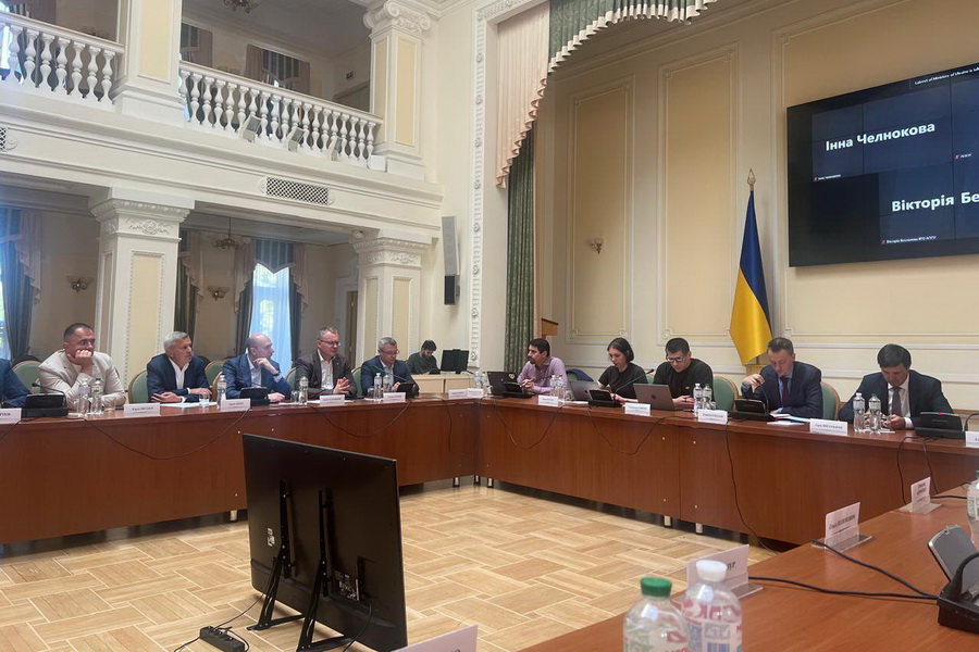 Діалог про дерегуляцію та підтримку українських виробників