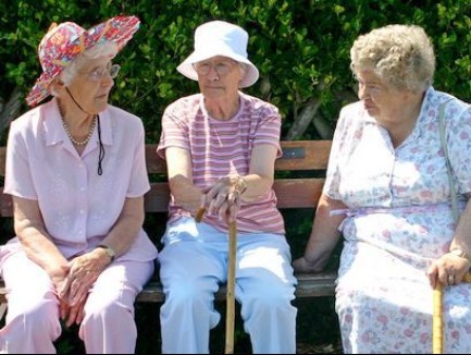 Рада дозволила жінкам до 2022 р. виходити на пенсію у 55 років