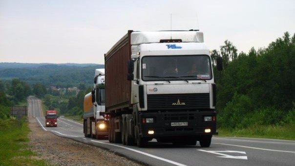 Арсеній Яценюк: Уряд забороняє поставки робіт, товарів і послуг до і з Криму