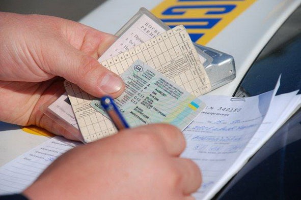 В Україні зміниться процедура реєстрації авто