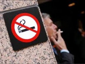 Встановлювати місця для куріння на вулиці - заборонено!