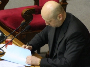 Турчинов підписав низку законів