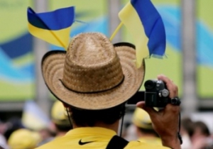 Митні правила України: що можна ввозити туристу, пересікаючи кордон України?