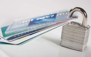 Призупинення фіноперацій, з використанням платіжних карток встановлюється правилами платіжної системи