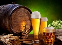 Законотворці пропонують клеїти акцизні марки на пиво і збільшити акциз на нього
