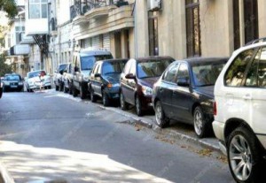ДАІ пропонує заборонити відведення місць для паркування на тротуарах