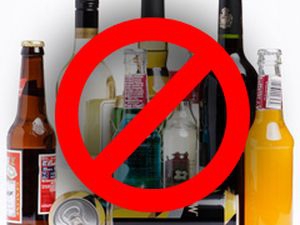 ДПСУ нагадала про відповідальність за продаж алкоголю та тютюну підліткам