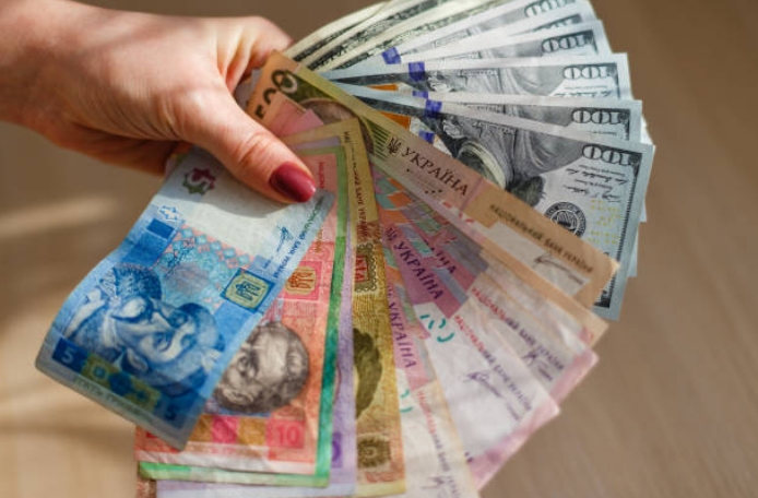 10000 грн – гранична сума готівкових розрахунків між підприємствами