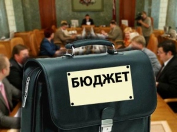 Депутати пішли на поправку: хто і наскільки пропонує змінити держбюджет