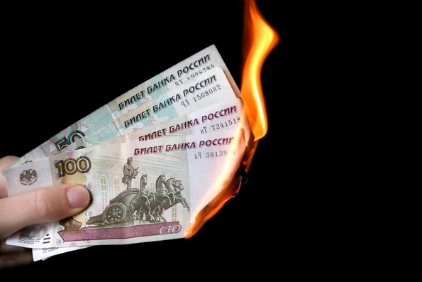 В Україні заборонять будь-яке використання російського рубля