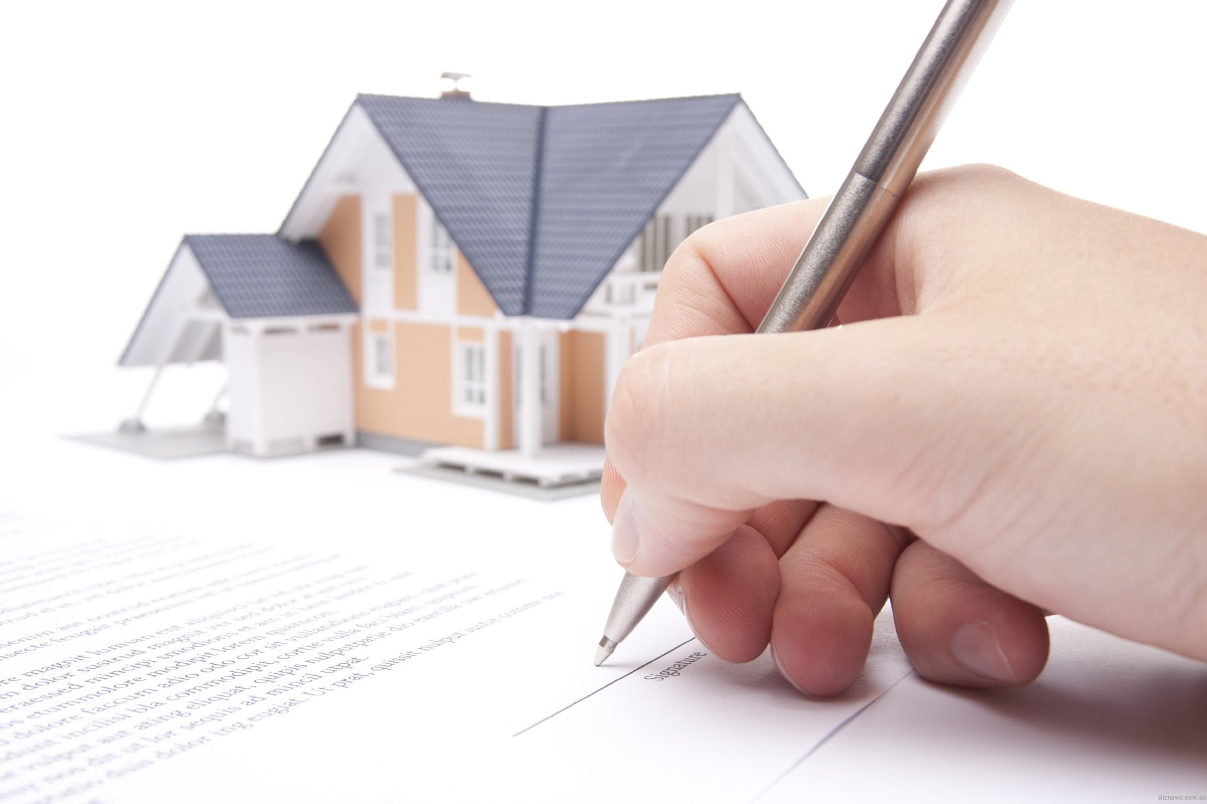 Затверджено вимоги до оформлення заяв та рішень у сфері держреєстрації прав на нерухомість