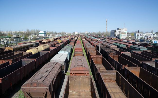 Бізнес попереджає про загрозу скорочення експорту через рішення Укрзалізниці 