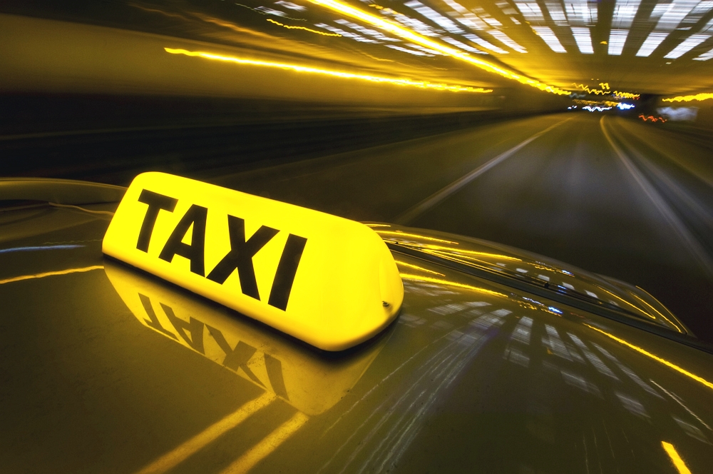 Розрахунки з пасажирами в таксі: чи потрібний РРО?