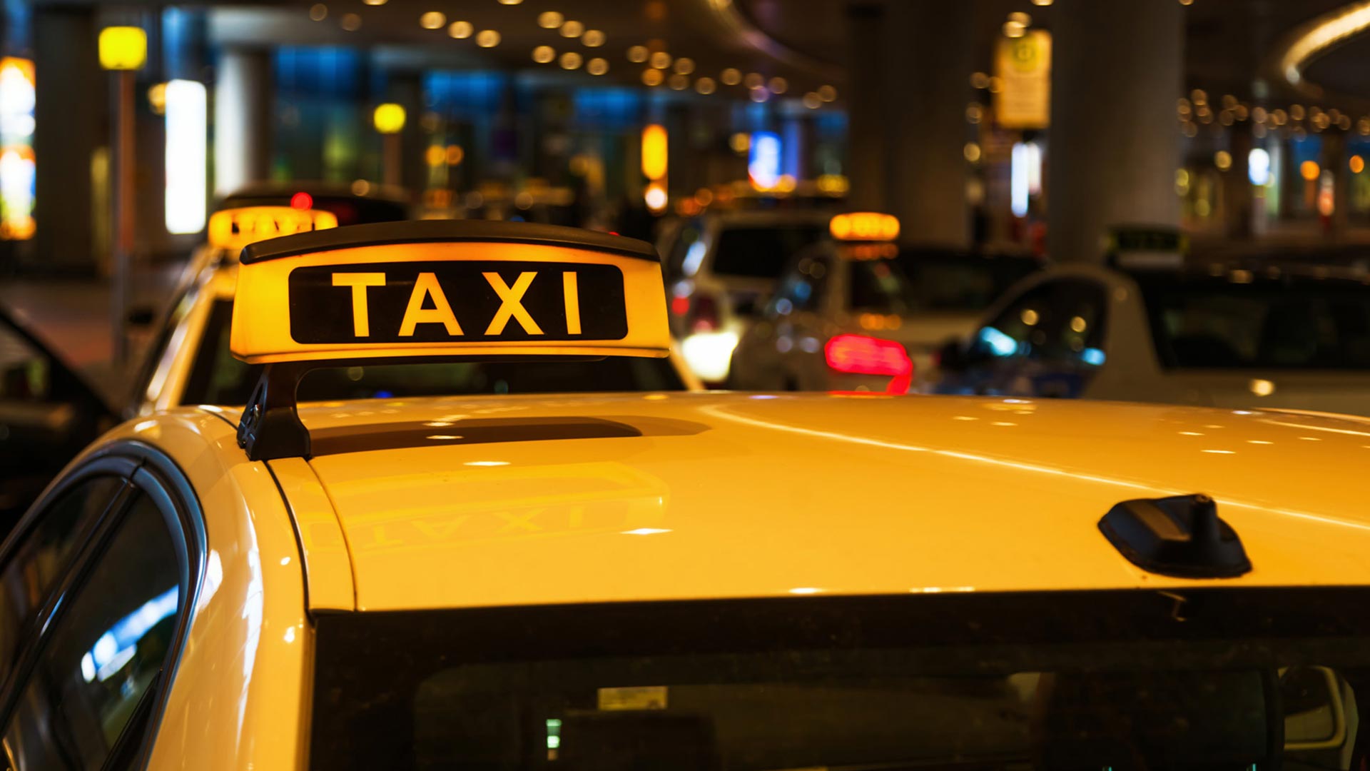 Чи потрібно при наданні послуг з таксі застосовувати РРО?