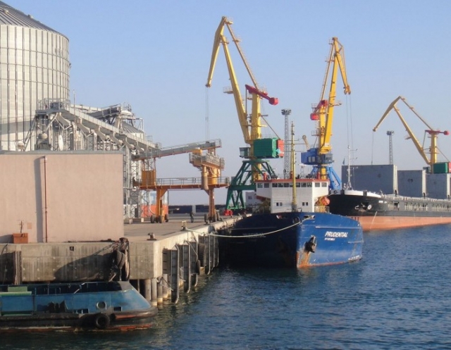 Уряд ухвалив розпорядження про ставки портових зборів